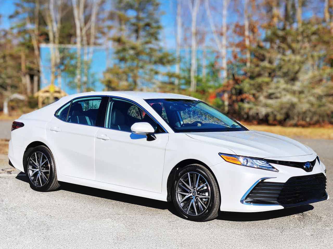 Apex-Featured-White-Camry-Ceramic-a2-opt-@2x