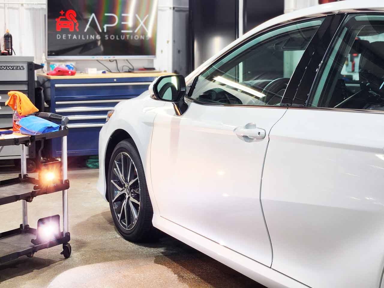 Apex-Featured-White-Camry-Ceramic-b1-opt-@2x