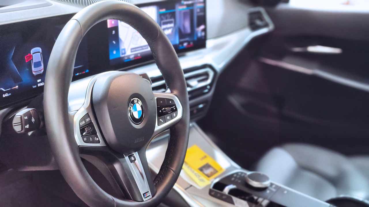 Apex-BMW-2-interior-opt-@2x