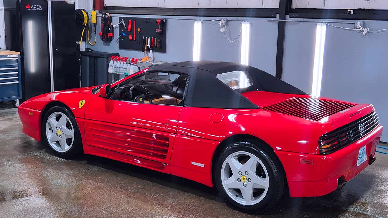 Apex-Ferrari-2-opt-@2x