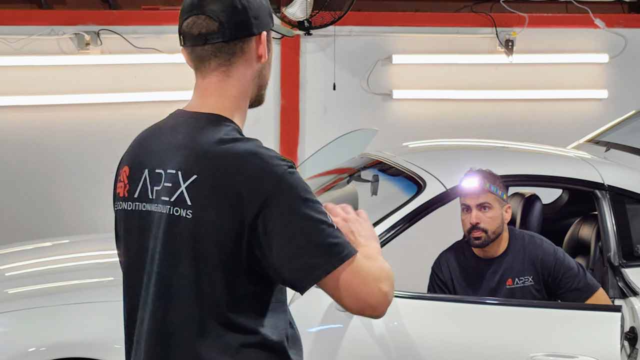 Apex-Ronie-Nate-1-opt-@2x