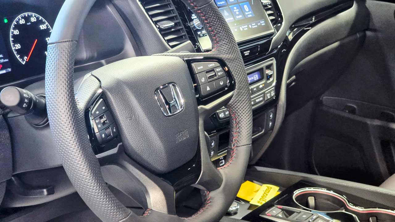 Apex-Services-Interior-Detailing-13-Honda-opt-@2x Apex Detailing Solutions - Ceramic Coating - Toyota Tundra