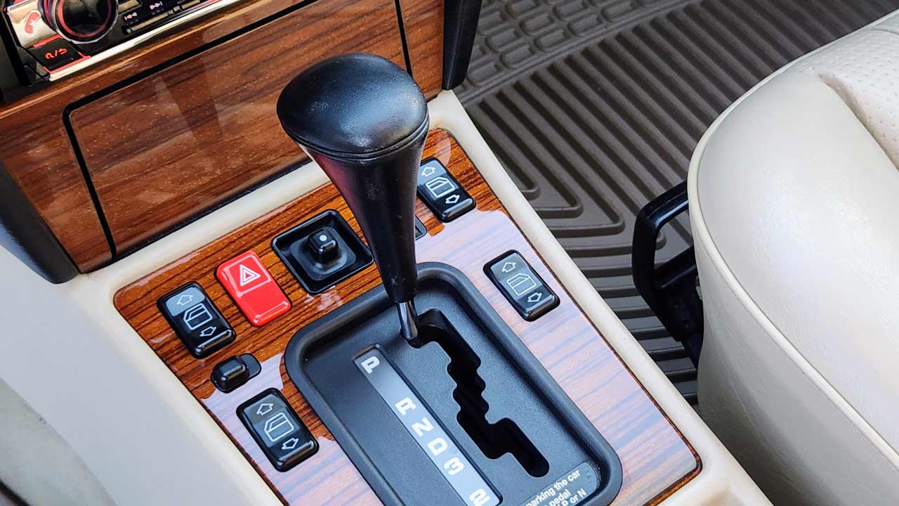 Apex-Services-Interior-Detailing-16-Mercedes-opt-@2x